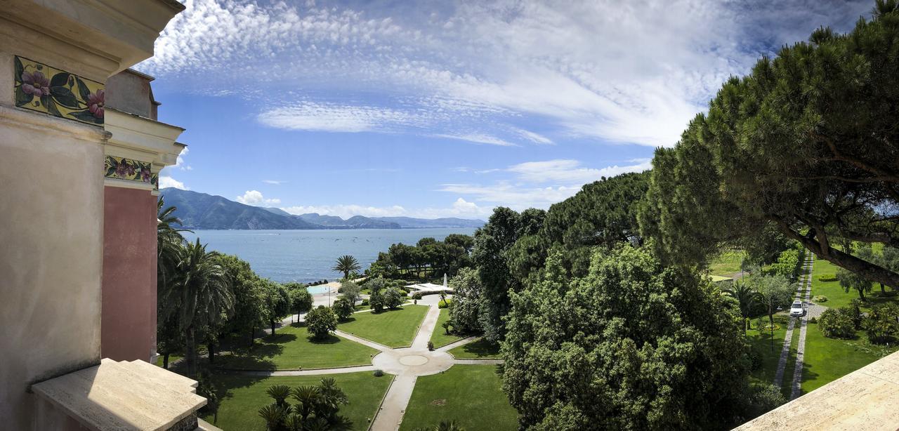 Palazzo Dei Concerti Bed & Breakfast ตอร์เร อันนุนซิอาตา ภายนอก รูปภาพ